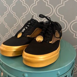 Harry Potter golden snitch limited edition vans.